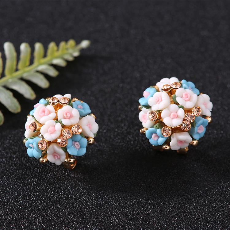 Elegant French Retro Flower Earrings: Luxurious Literary Studs