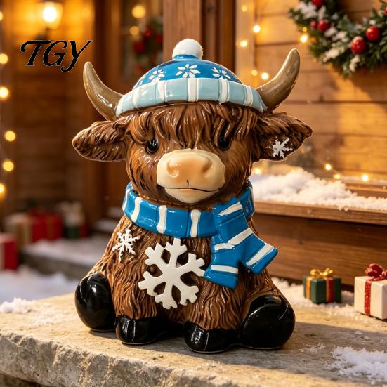 Animal Shape Ornament Winter Highland Cow Resin Figurine, Cattle Statue for Desk Decor, Home Office