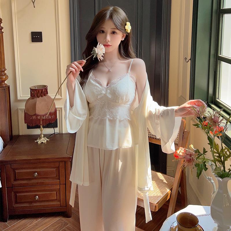 Goldener Samt Damenpyjama: Langärmiger Bademantel & Süßes Luxus 3-teiliges Set mit Brustpolstern