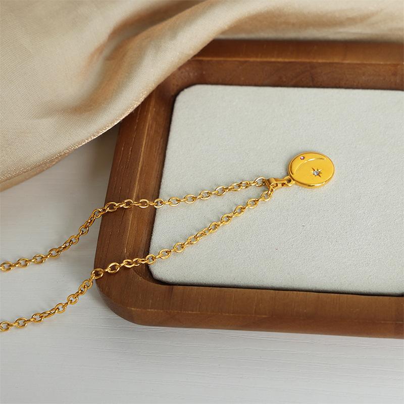 Embossed Star Moon Round Brand Pendant Necklace Titanium Steel 18K Gold O-Chain Niche Temperament Versatile Collarbone Chain Jewelry
