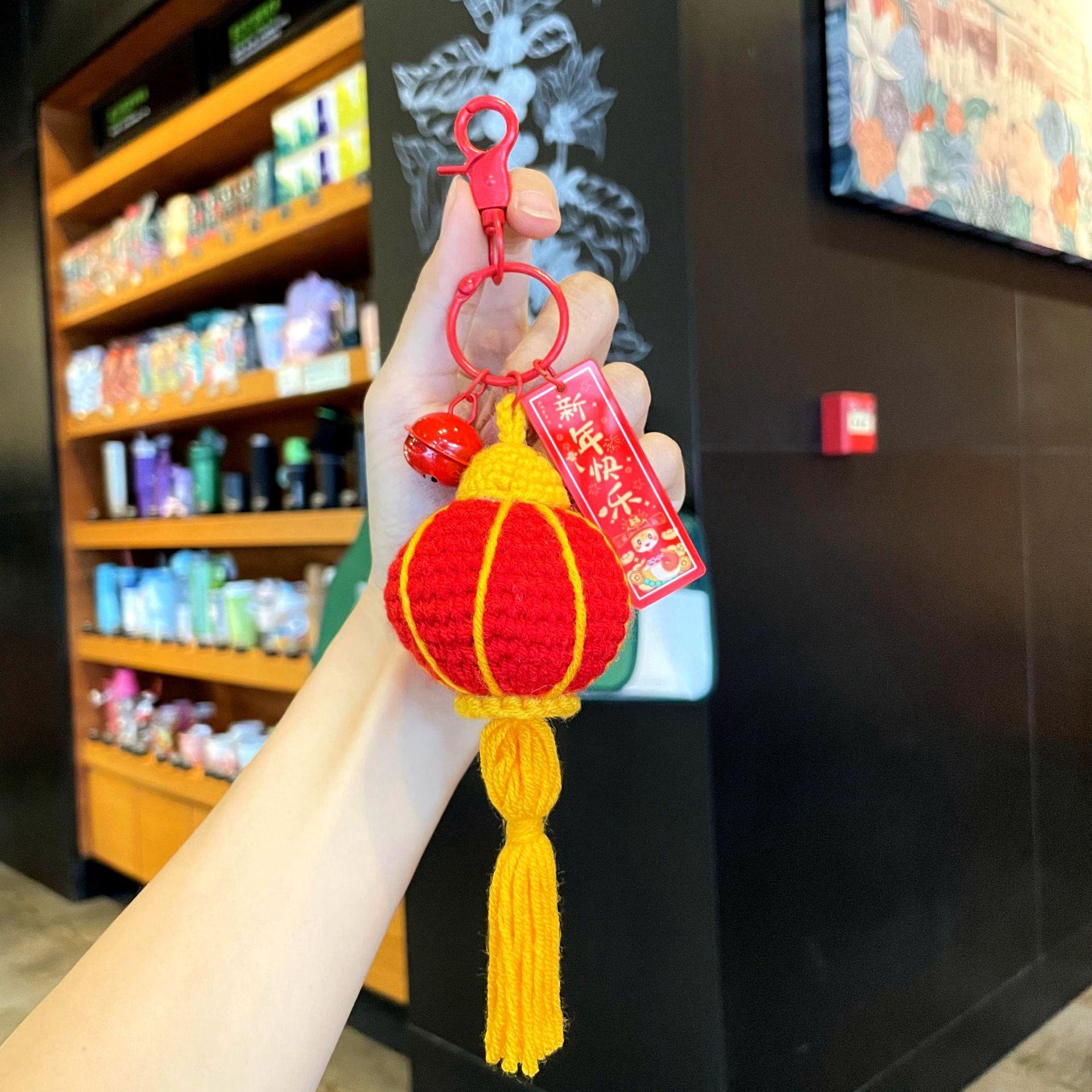 

Plush New Red Lantern Keychain Chinese Retro Creative Wool Crocheted Bag Pendant Key Chain Small Gift