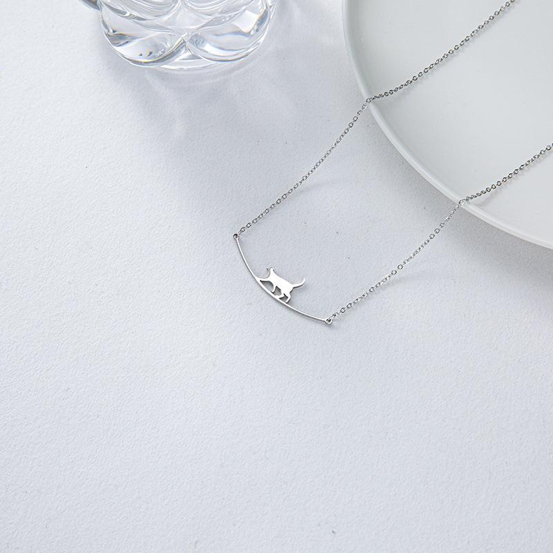 Cat Necklace Female Versatile Light Luxury Design Cold Wind Collarbone Chain Stainless Steel Necklace