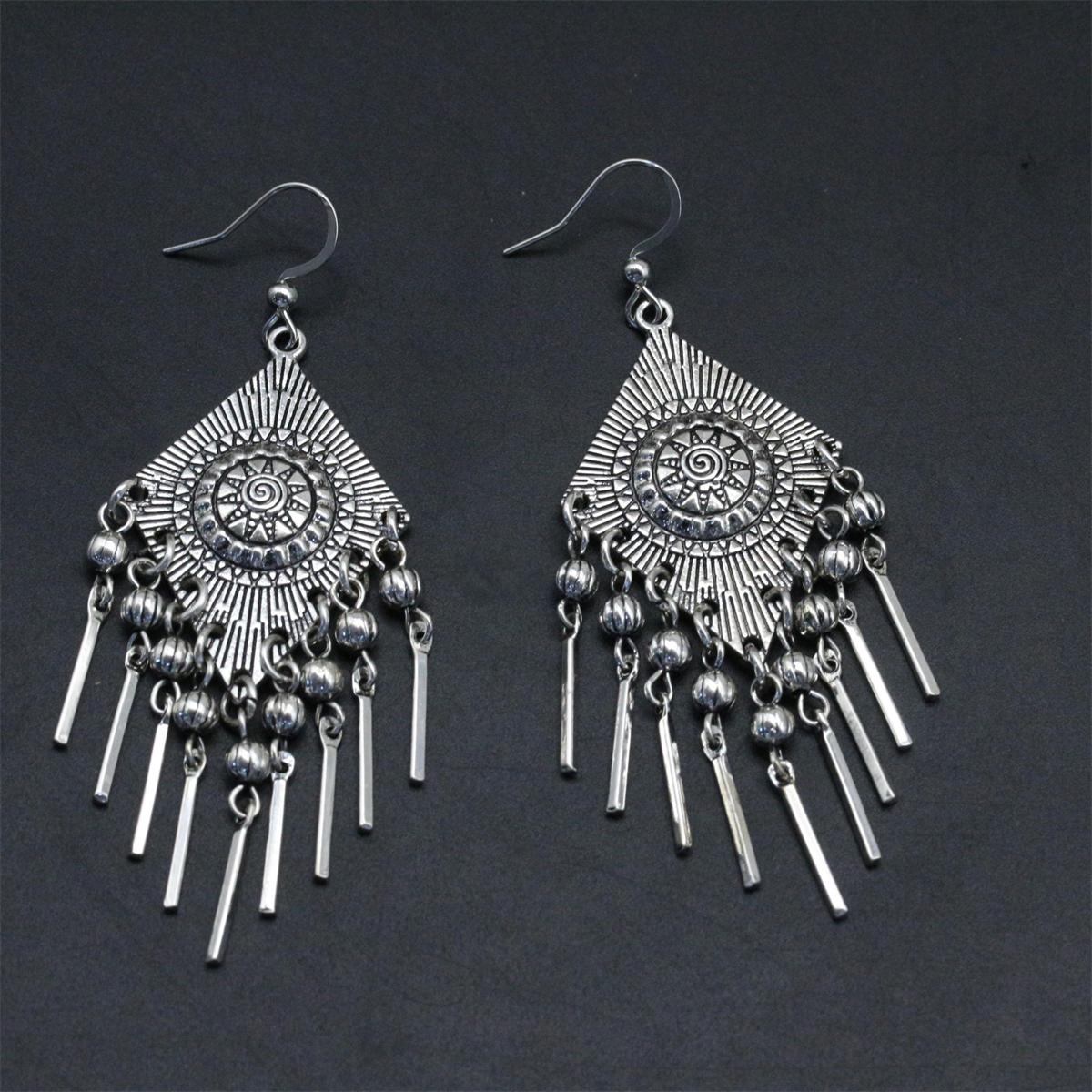 

Длинные серьги с бахромой в богемном стиле, винтажные серьги-капельки из сплава, идеально подходят для женщин, повседневного декора и вечеринок