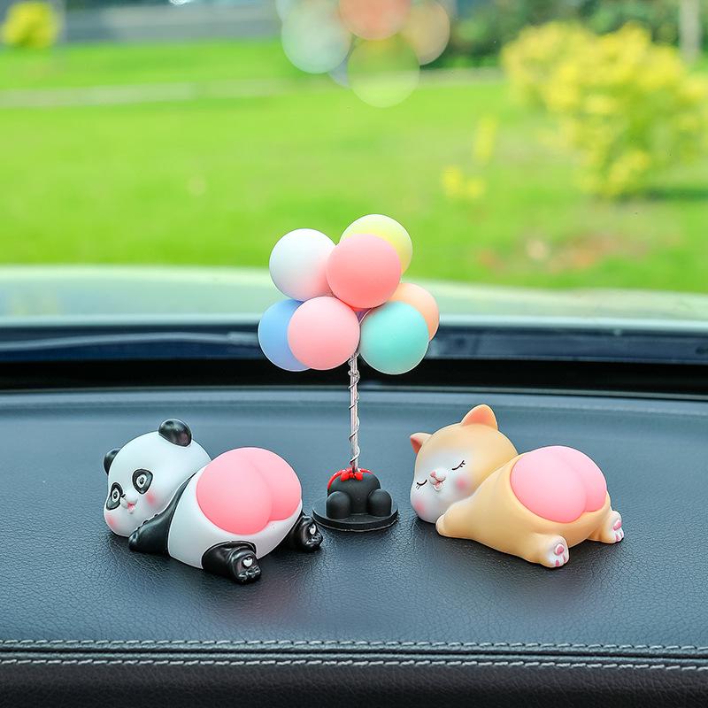Cartoon Pig Butt Car Ornament: Cute, Creative High-End Interior Decoration