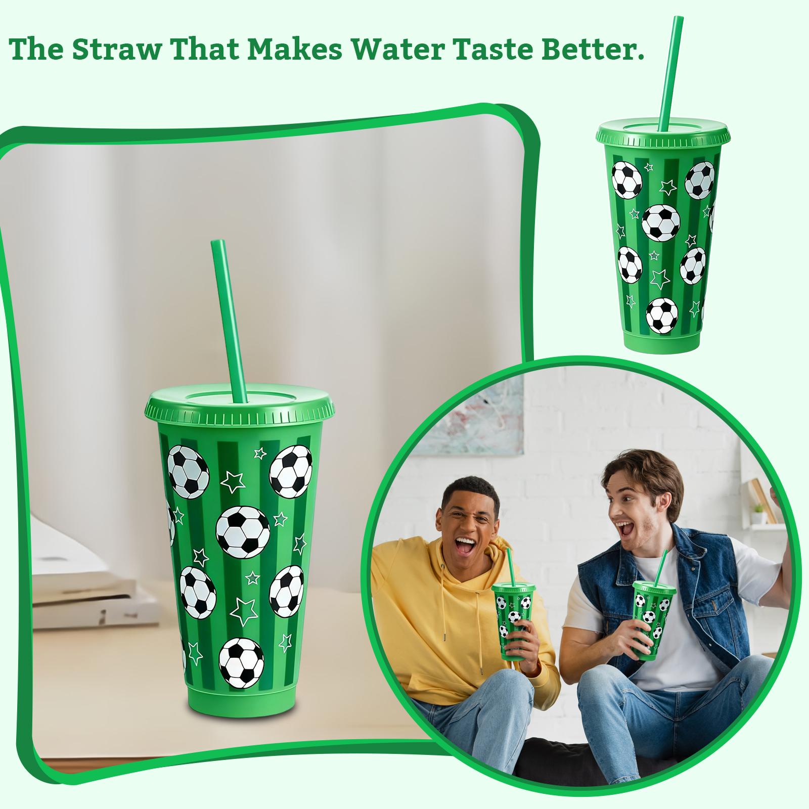 

Пластиковый стакан с одинарными стенками, 710 мл, с рисунком в виде футбольного мяча и соломинкой One Size зелёный