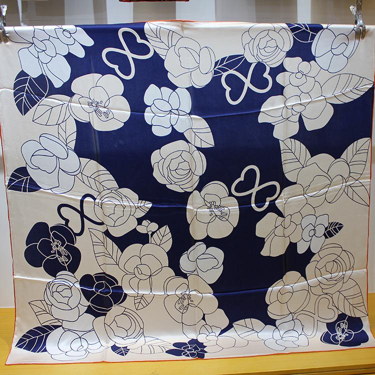 Simple Camellia Classic Black And White Gray Color Scheme Hand Curled Mulberry Silk Versatile Silk Plain Crepe Satin Large Square Scarf Silk Scarf