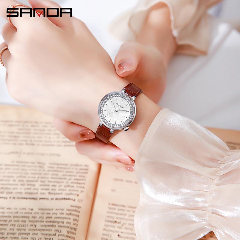 Women's Sanda Round Quartz Wristwatch - Elegant, Diamond-Accented, Light Luxury, Waterproof.