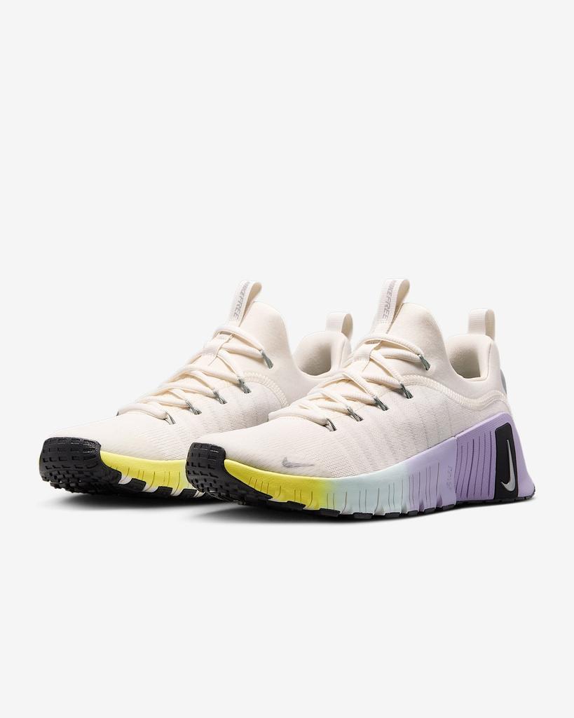 HJ6214-001 Nike Free Metcon 6 SE Phantom Black Hydrangeas (Women's)
