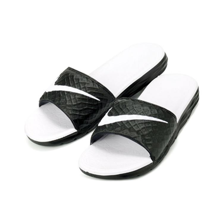 (WMNS) Nike Benassi Solarsoft 'Black' Women's 705475-010