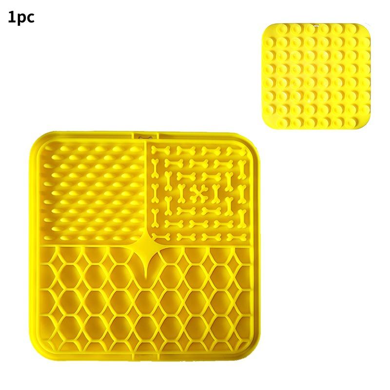 

1pc Pet Lick Silicone Mat Dog Slow Food Plate Bathing Distraction Sucker Food Training Feeder Pet Supply 20x20cm