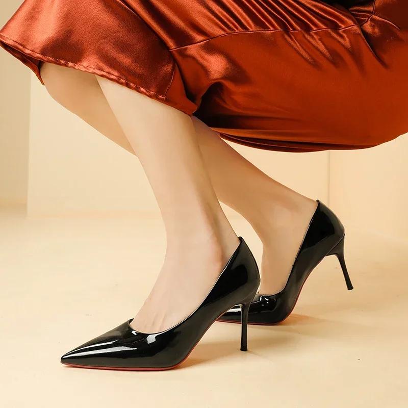 Large Size Fashion High Heels 2025 Spring and Autumn New Banquet Temperament Sexy and Comfortable Work Professional Shoes