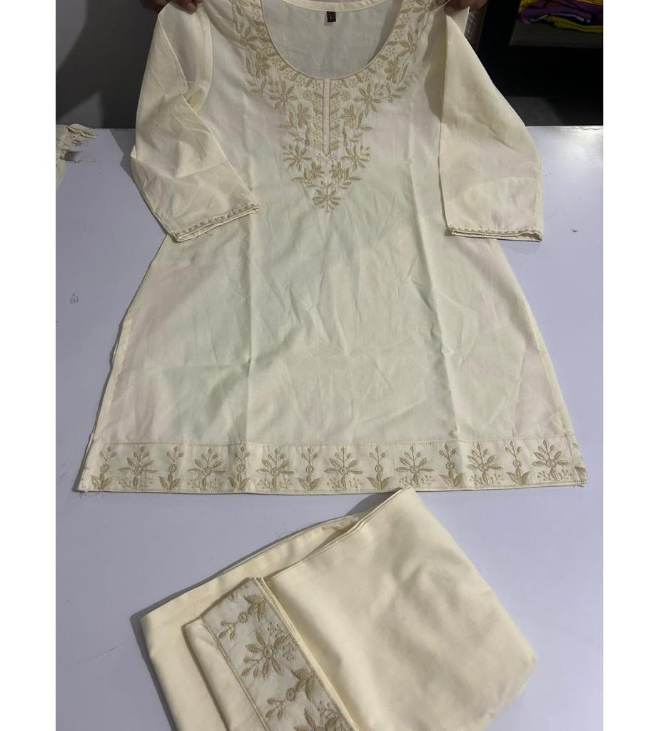 Ensemble Cordon Designer Indien pour Femmes en Pur Coton Style Chikenkari Vêtement de Fête Bollywood Kurti