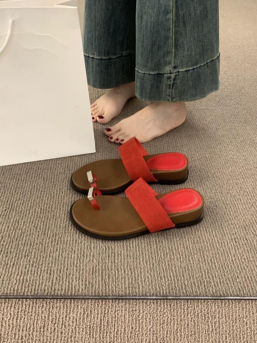 

French thick-soled heightening set of toe-cool slippers for women to wear outside, summer evening breeze with vacation casual beach sandals 39