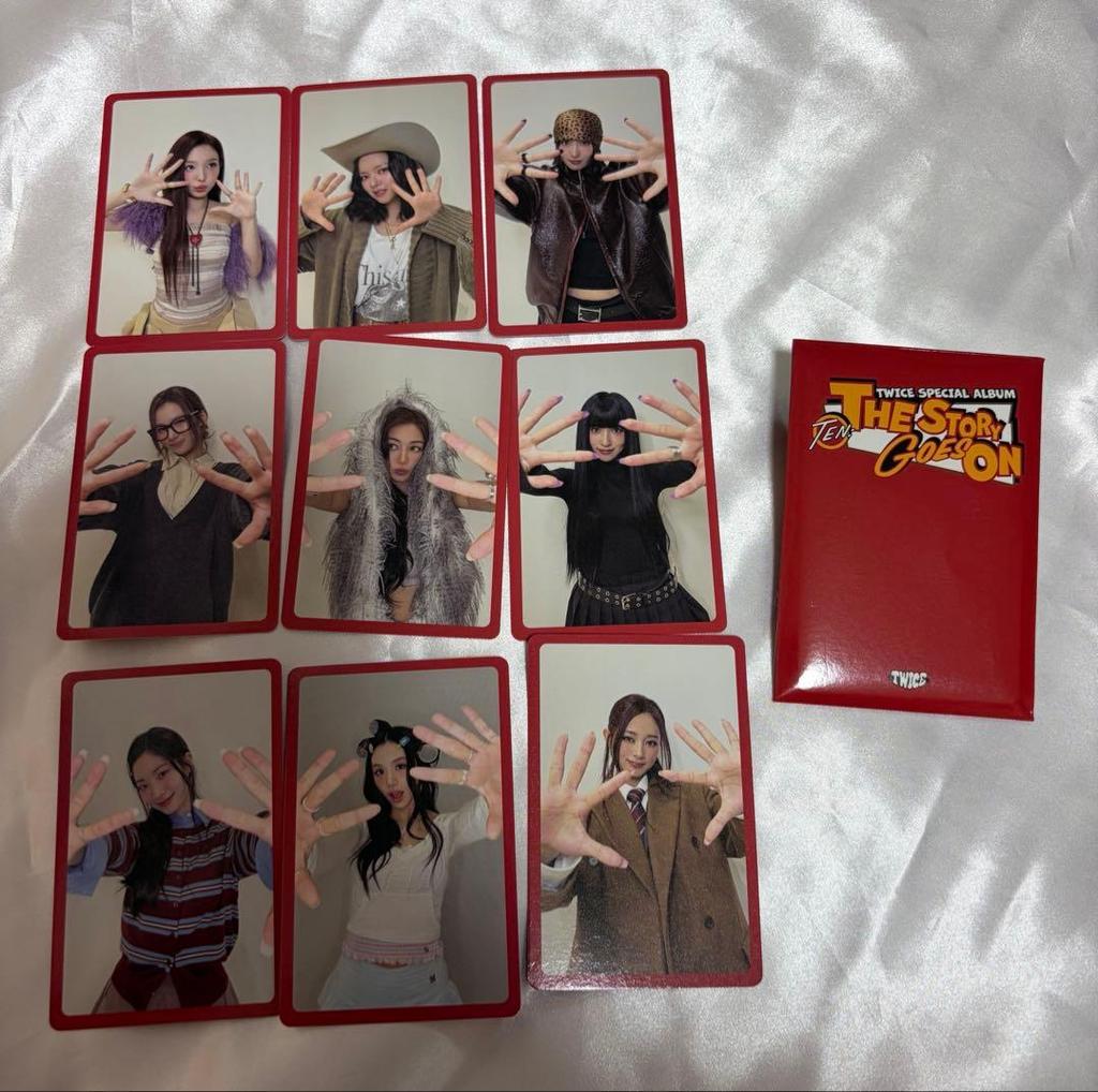 [USED] TWICE TEN THE STORY GOES ON Momo