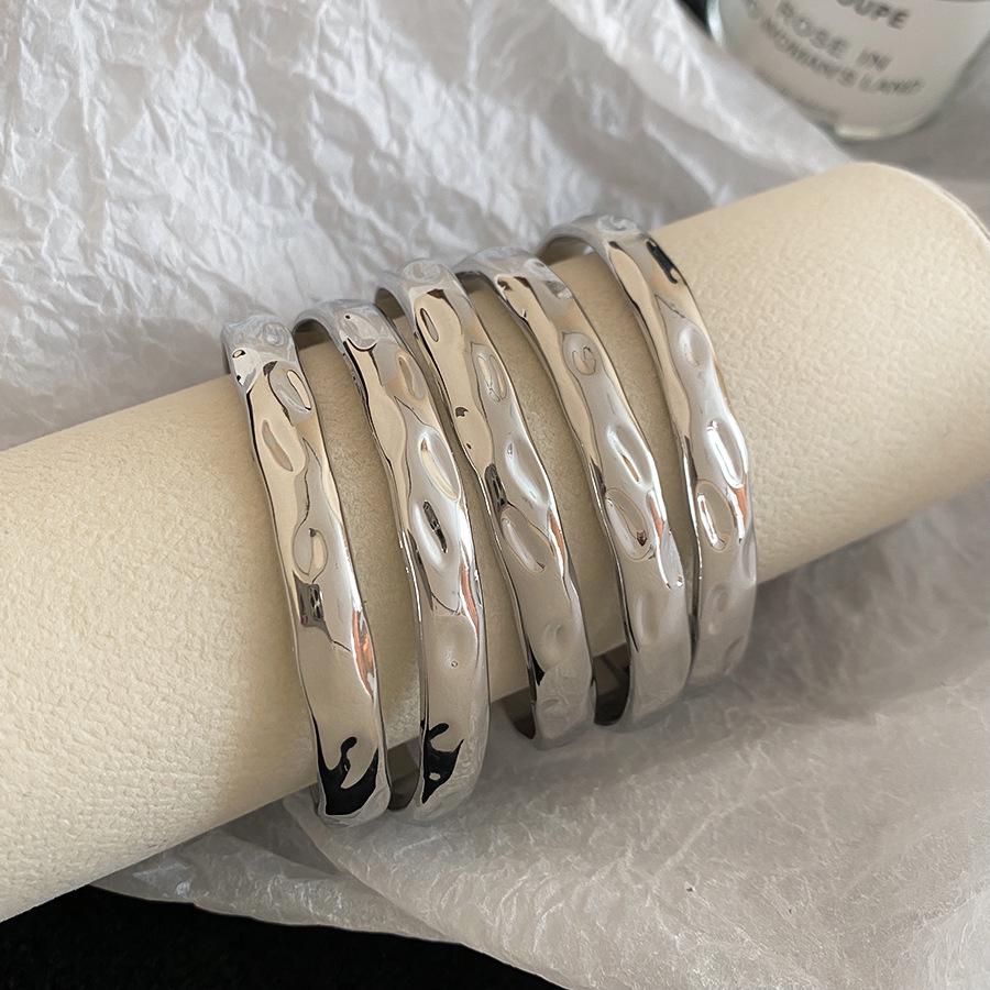 Five-Piece European & American Geometric Open Bangle Set: Minimalist, High-End Women's Jewelry