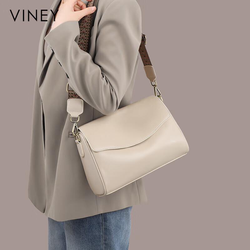 Viney Leather Pillow Crossbody Bag