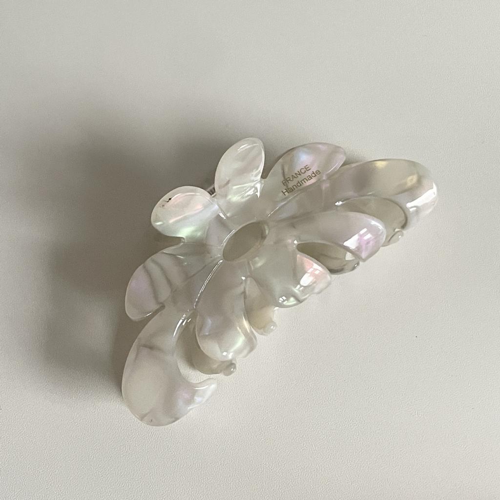 Exquisite French Retro Acetate Flower Hair Claw Clip Sweet Elegant Large Hair Clips Fashion Versatile Hair Accessories for Women