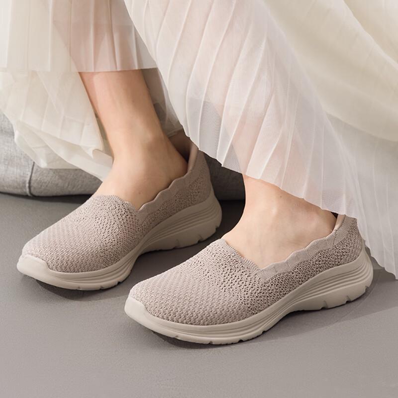 Skechers Women s GO WALK JOY - ECSTATIC Casual Shoes US 8