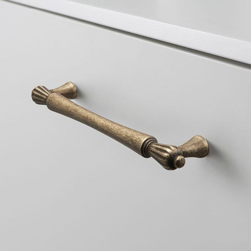 Pack Of 4 Antique Brass   Cabinet Pull Vintage French Style Handles Multiple Type for Option for Kitchen & Bathroom