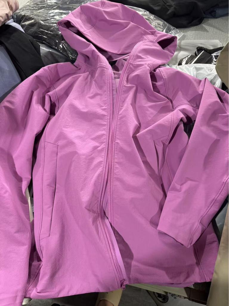 Women's Bird Family Gamma Hoody: Casual, Comfortable, Solid Color Soft Shell Windproof Breathable Jacket