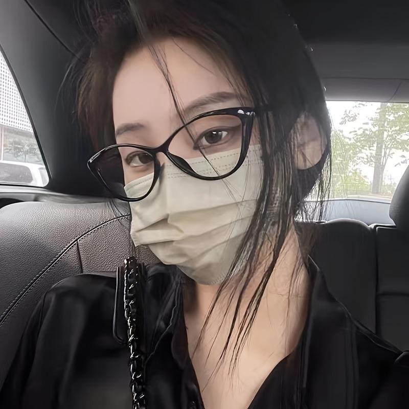 1 Pair of Fashionable Black Women's Rectangular Frame Glasses Suitable for Casual Wear Lightweight and Comfortable Design