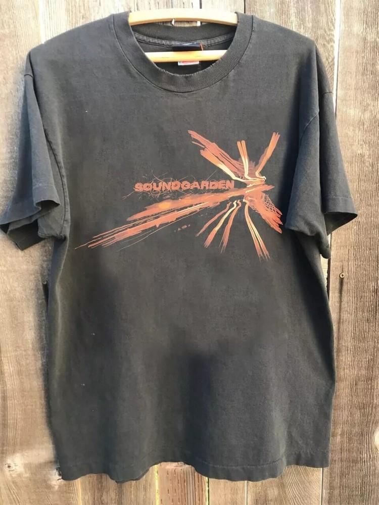 

Soundgarden 2011 Tour Shirt Gift For Men Women Charcoal Unisex Tshirt Reprint Unisex T-Shirt XL