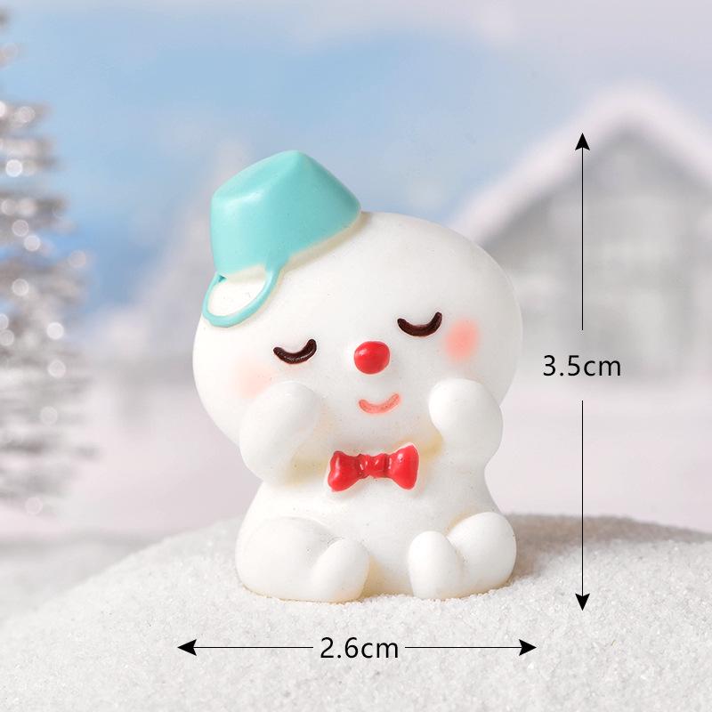 Christmas Cartoon Resin Santa & Snowman Couple Micro Landscape Ornaments