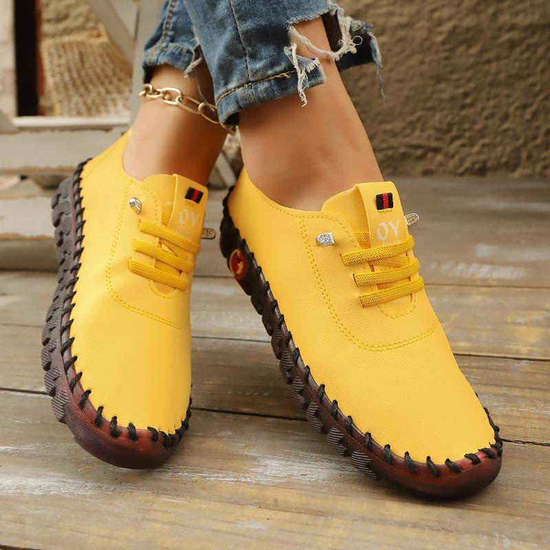 Autumn new casual single shoes women's beef tendon soft sole hand-stitched middle-aged and elderly mother shoes women's shoes spot wholesale