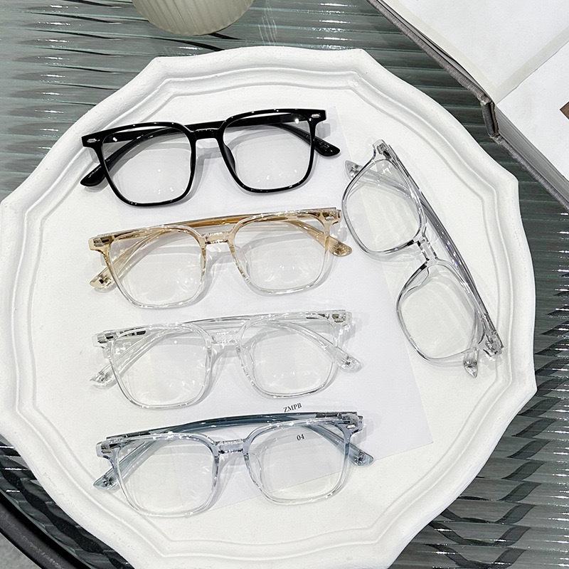 Korean Fashion Ultra-Light Gradient Transparent Square Glasses - Unisex Prescription-Ready Myopia Eyewear