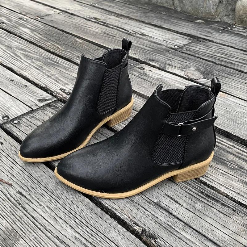 Módní jednobarevné temperamentní dámské boty čtvercový podpatek pohodlná špičatá špička všestranné jarní a podzimní dámské boty