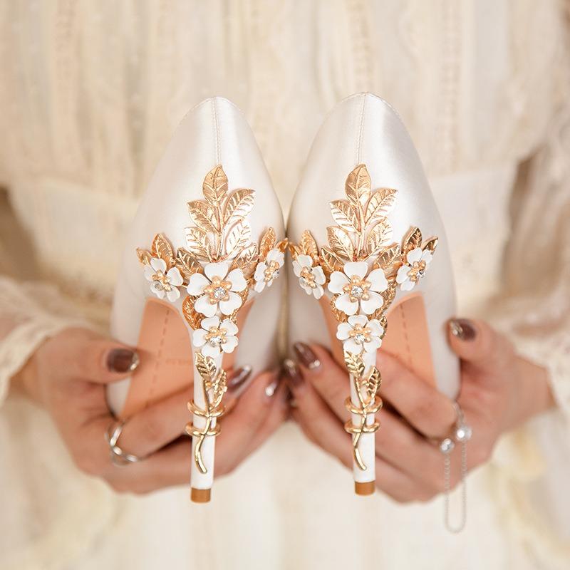 Moda Estilo Europeo Americano moda seda de lujo ligero, flores sexys, boda, cena, no roza los pies, zapatos de tacón alto para mujer