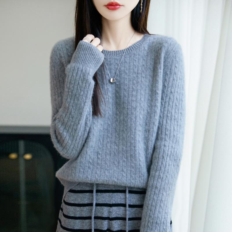 2025 Women's Loose Fit Pure Wool Thick Cable Knit Sweater - Round Neck, Long Sleeve, Cashmere Blend