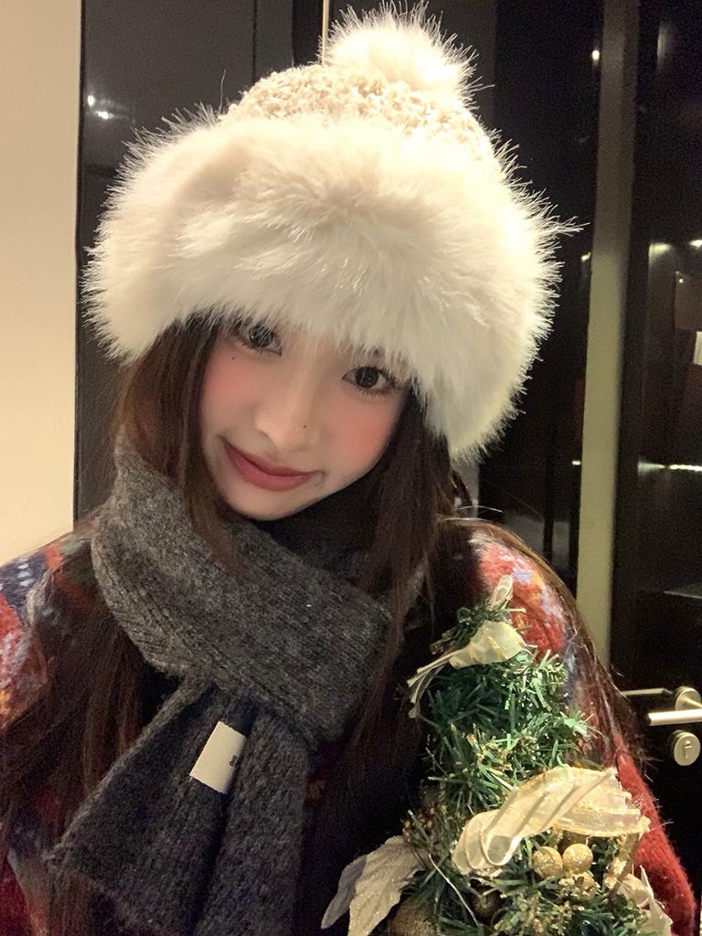 Big Head Circumference Antifreeze Ear Protection Hat Splicing Hairball Mongolian Hat Thickened Warm Knitted Fluffy Hat Women's Winter