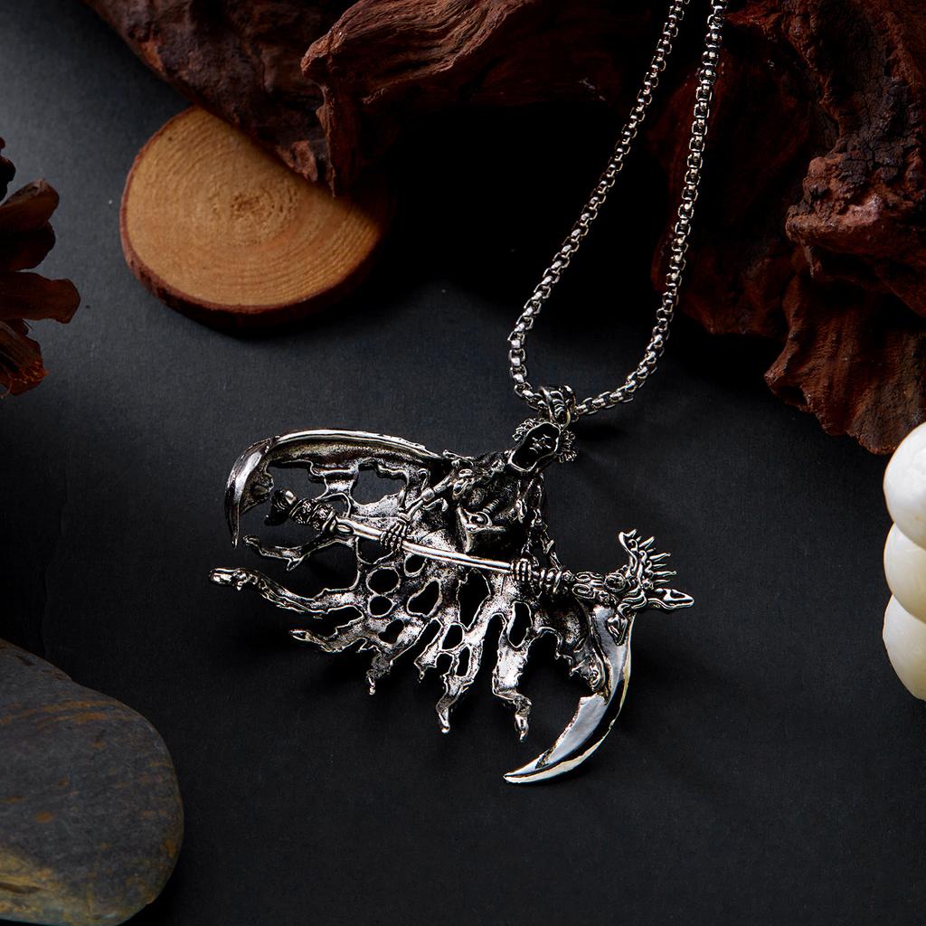 New Dark Wind Halloween Skull Necklace Punk Wind Halloween Death Sickle Necklace Spot.