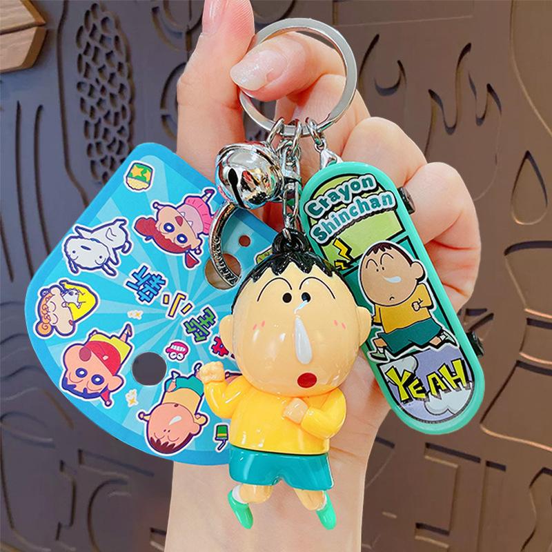 Kawaii Crayon Shin-Chan Skateboard Serie Nøkkelring Anheng Tegneserie Søt Bilnøkkel Anti-Tap Anheng Veskeanheng Bursdagsgave