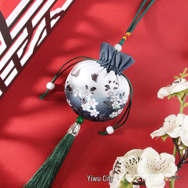 Chinese Mugwort Sachet: Traditional Herbal Mosquito Repellent Car Ornament - Dragon Boat Festival Pendant