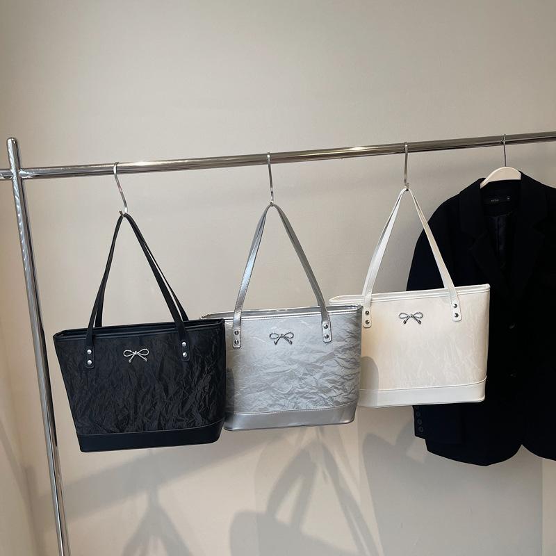 Casual large-capacity tote bag women's new trendy simple fashion shoulder bag portable underarm bag