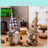 Schattig Koffieboon Kabouterbeeldje Gezellig Huisaccent Met Rustiek Stoffen Ontwerp