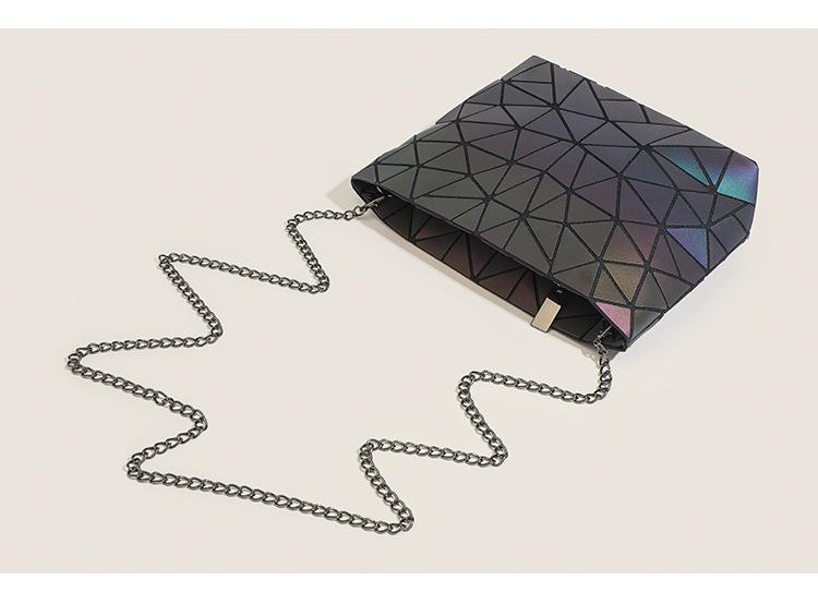 Luminous Diamond-Pattern Shoulder Crossbody Bag - Trendy, Versatile, Fashionable Korean Style for Women 2025