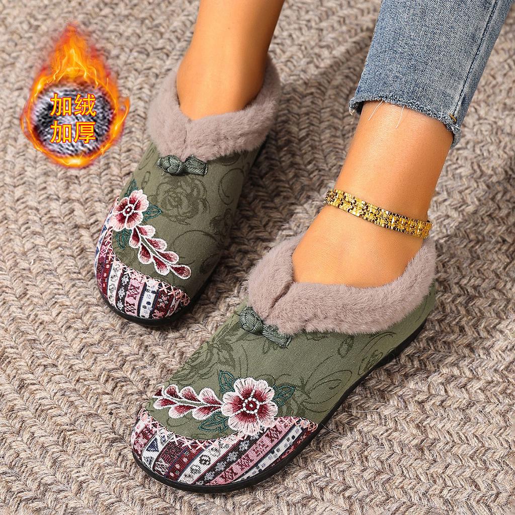 Winter New Cotton Shoes Women's Velvet Embroidered Cloth Shoes Soft Sole Mother Embroidered Shoes Non-slip Warm Thick Sole Women