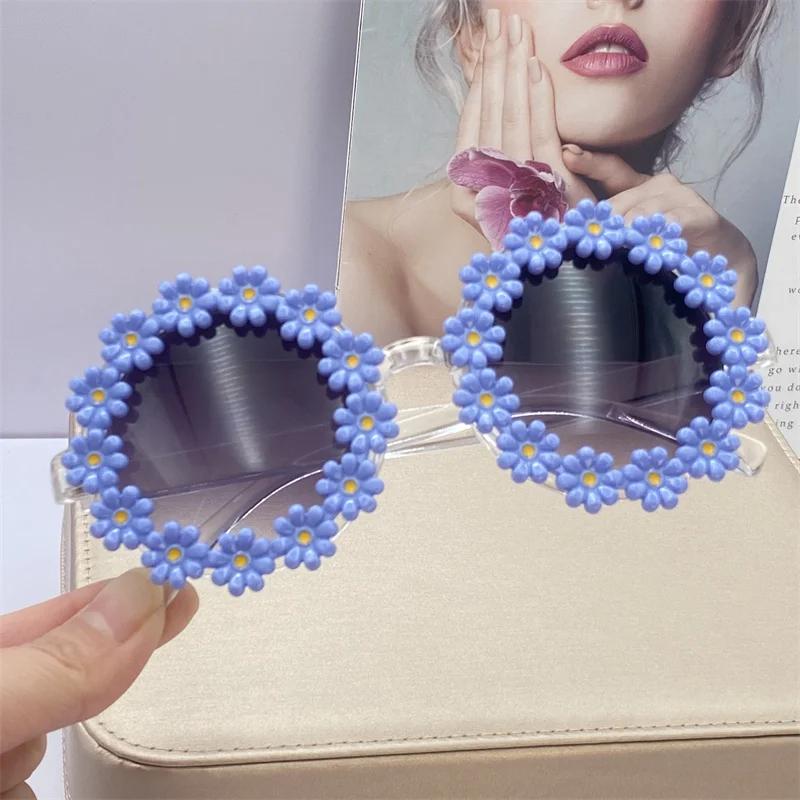 Cute Shades Colorful Beach Sunglasses Daisy Sun Glasses Fashionable Party Eyewear For Summer Fashion Beachwear Costume Accessory