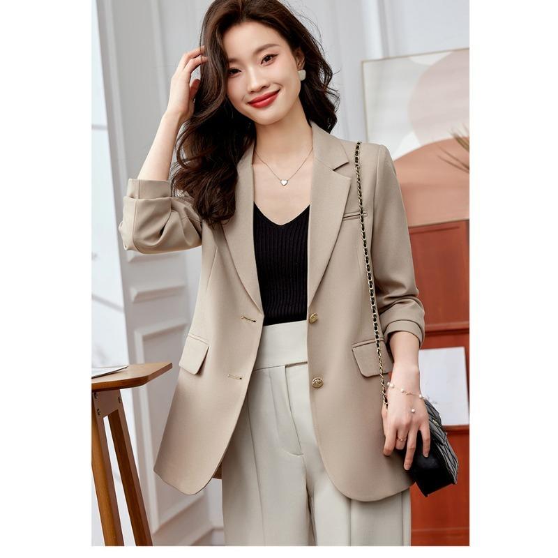 Elegantní a pohodlné jarní dámské sako v khaki barvě