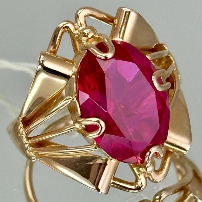 Vintage Inlaid Red Stone Women's Ring Trendy Gold Color Hand Carving Hollow Daily Wear Party Jewelry Anniversary Gift