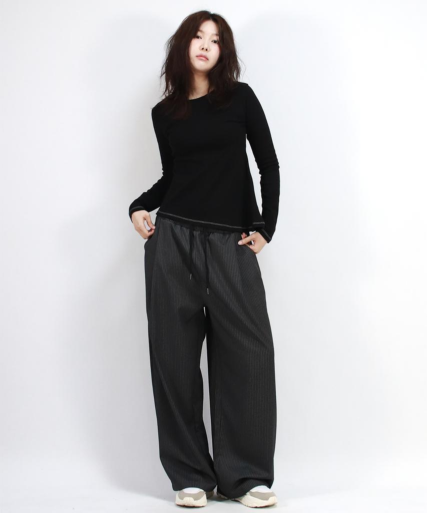 Deumakeu Pin Stripe Slacks Semi-Wide One-Tuck Pants