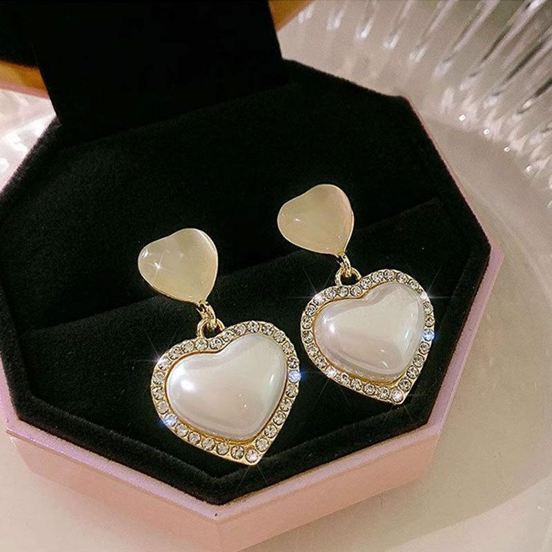 

Женские серьги-пусеты Сердце любви , жемчуг, кошачий глаз, 2024 - Трендовый, роскошный дизайн золотой