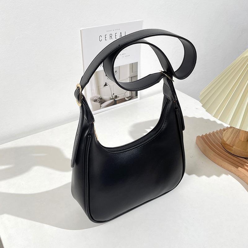Bag women's new autumn and winter high-end fashion trend single shoulder underarm niche design crossbody small square bag