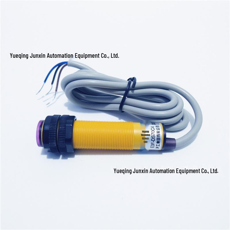 Huguang E3F-DS70C4 NPN Infrared Proximity Sensor with Diffuse Reflection