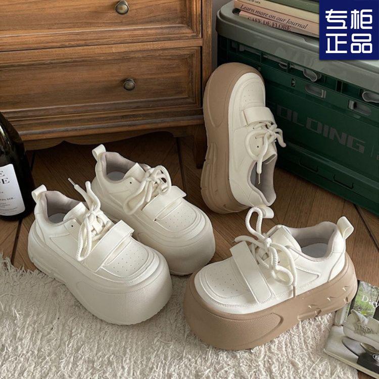

New spring round head versatile high sense increased platform white shoes retro lightweight student casual board shoes 35 білий