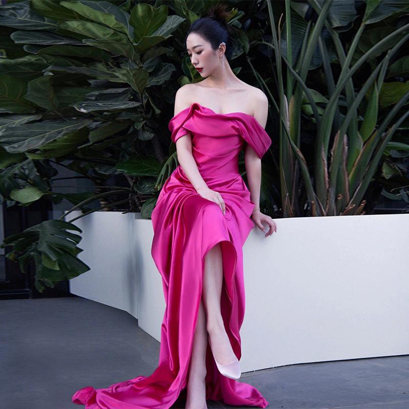 French rose red off-shoulder backless satin morning gown for banquets, weddings, engagements, brides, toasts, evening gowns, light wedding dresses