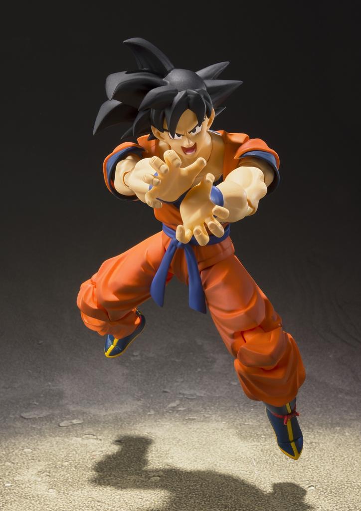 TAMASHII NATIONS Dragon Ball Son Goku Saiyan vyvýšený na Zemi 140mm Malovaná pohyblivá figurka SHFiguarts - - Přibl.. ABS a PVC